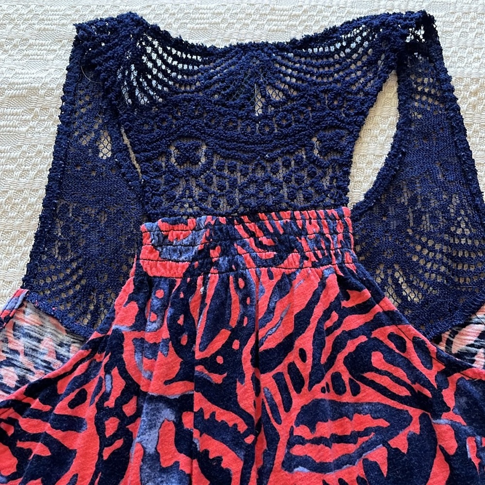 Lucky Brand- Live in Love- crochet detailed,  summer sleeveless, top - Picture 6 of 6